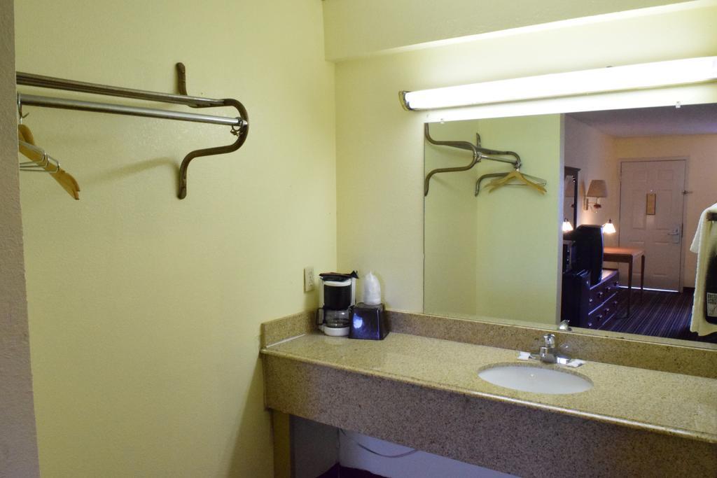 Executive Inn 오데사 객실 사진