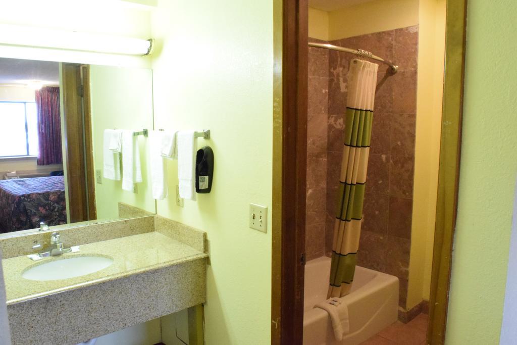 Executive Inn 오데사 객실 사진
