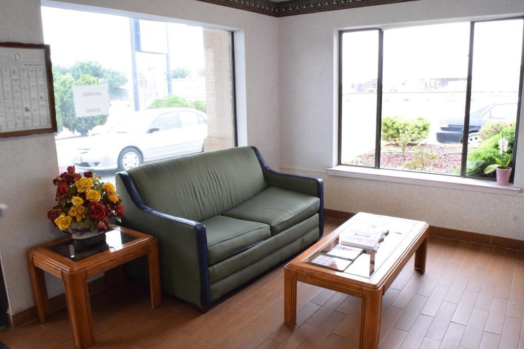 Executive Inn 오데사 외부 사진