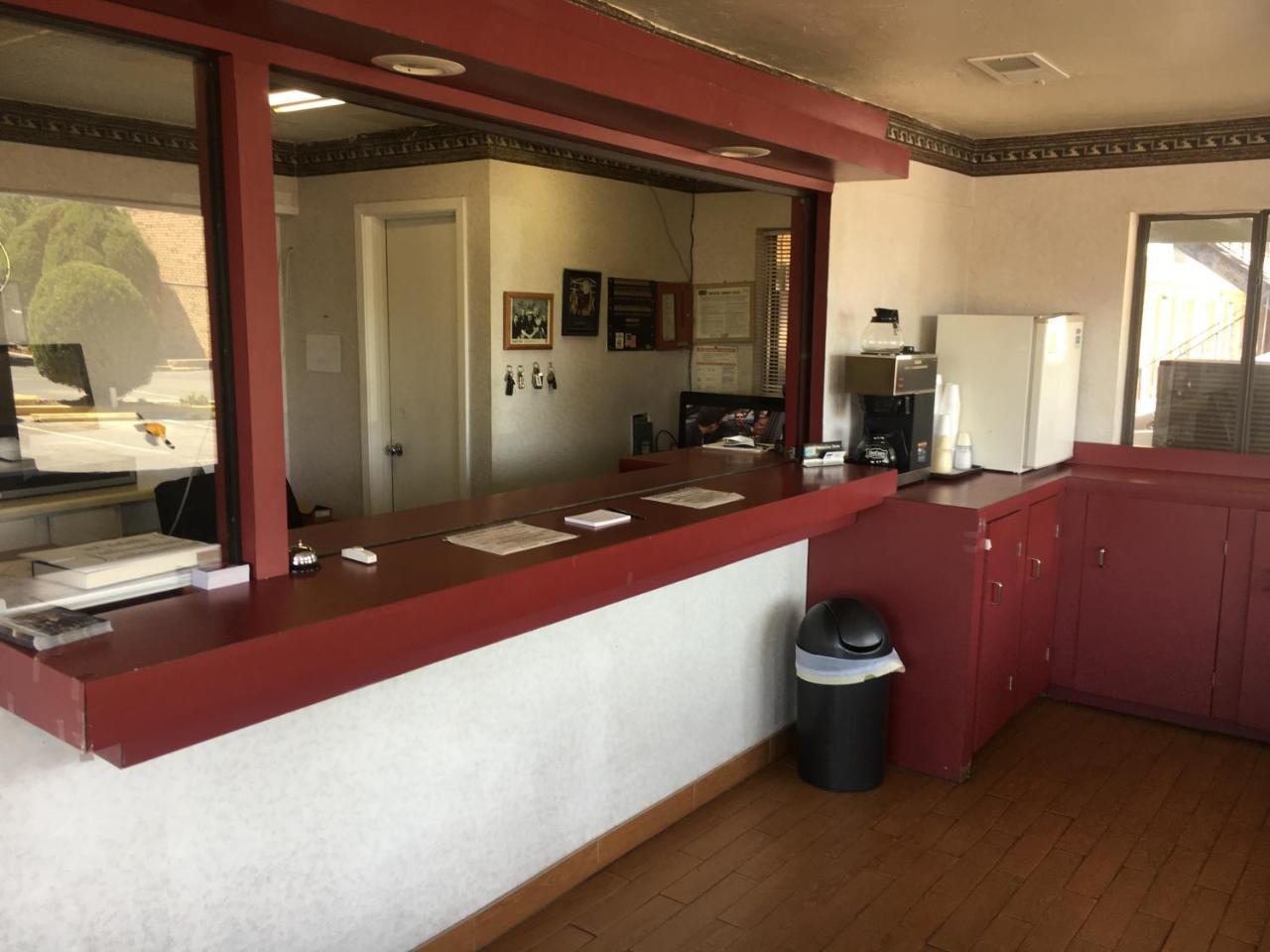 Executive Inn 오데사 외부 사진